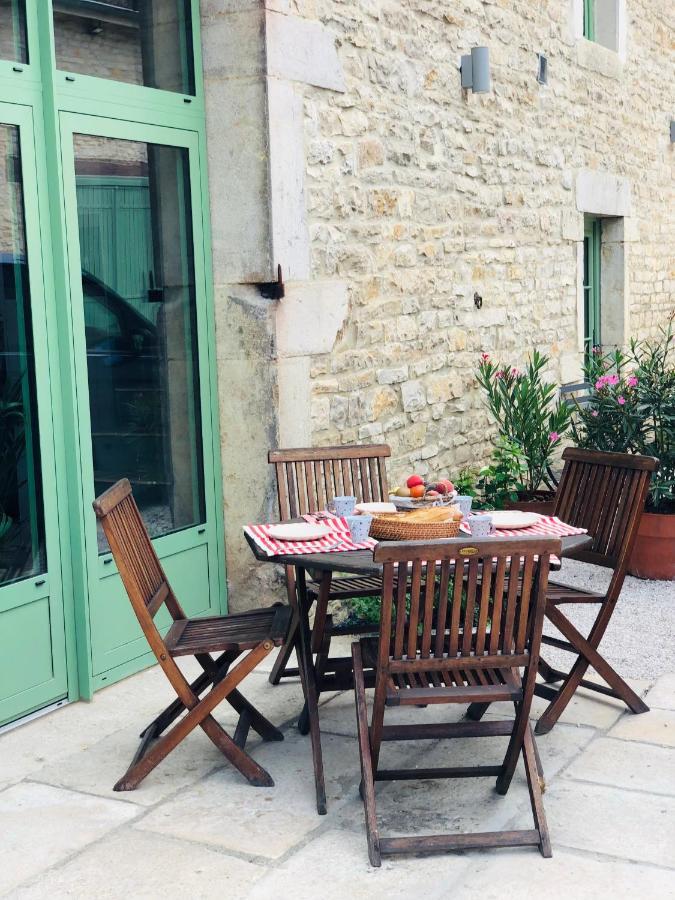 Le Gite De Tassigny Meursault Exterior photo