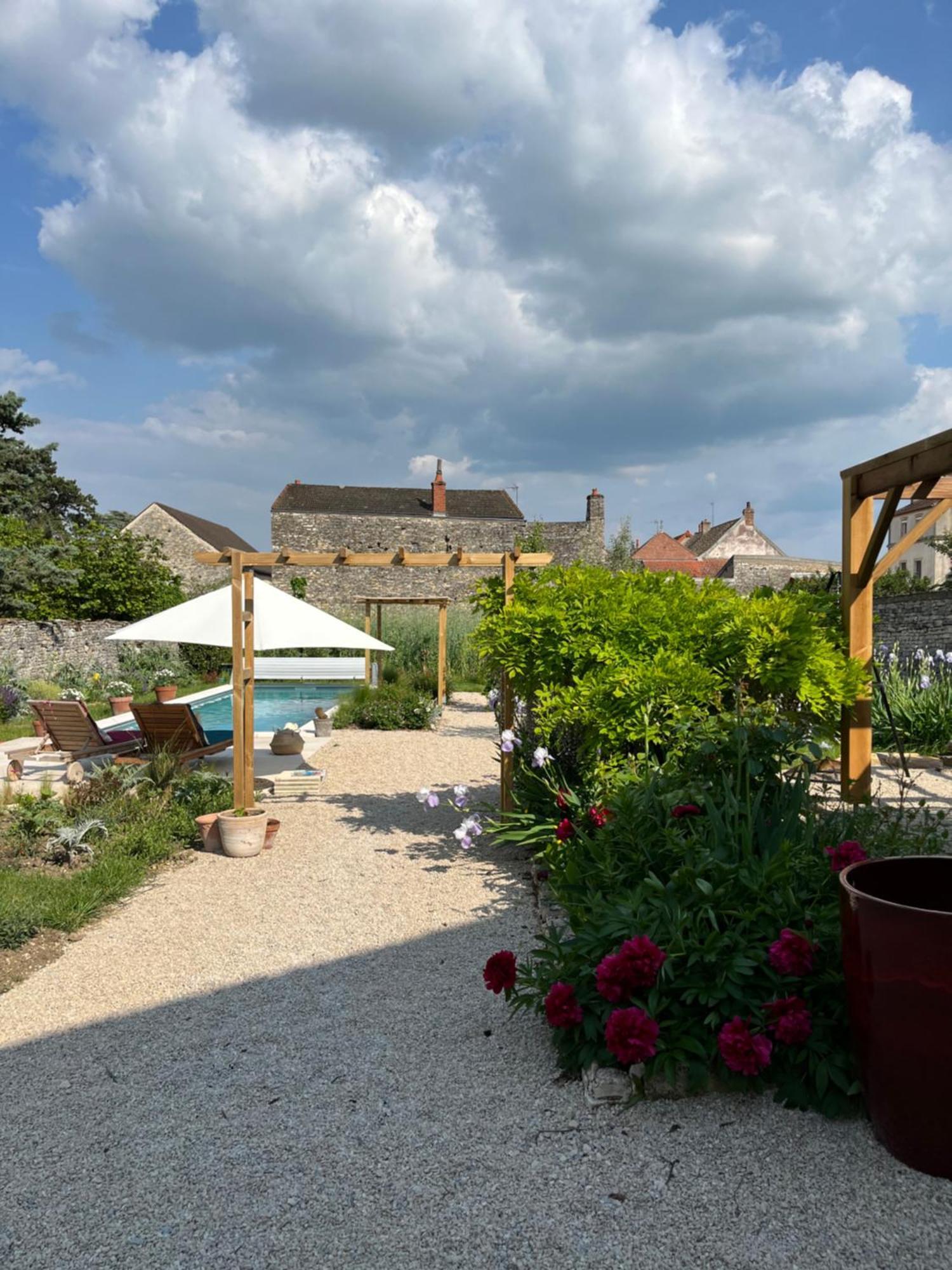 Le Gite De Tassigny Meursault Exterior photo